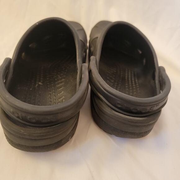 Crocs Black Closed Toe Slip On Classic Clog Unisex Mens Size 7 Womens Size 9 - Picture 10 of 10